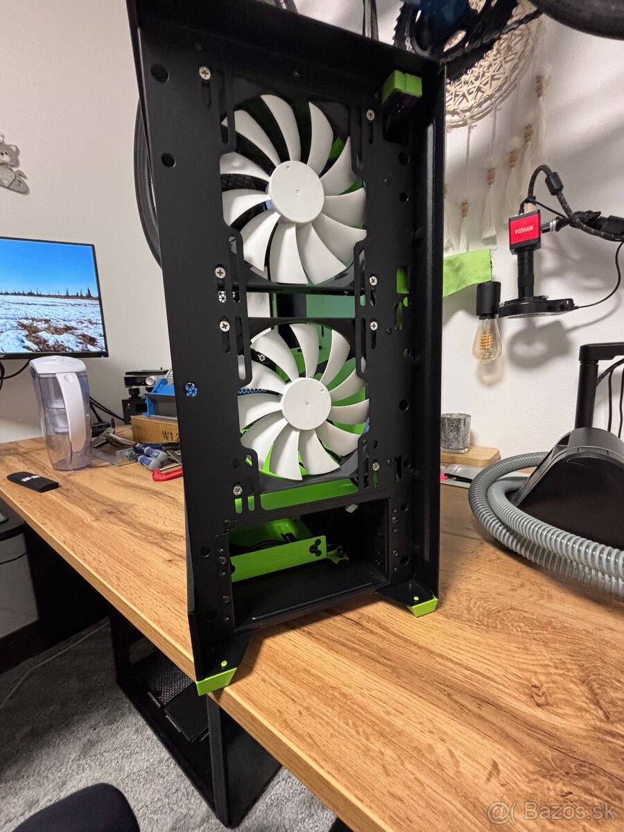 Predam Fractal Design Pop Air TG Clear Tint Green - 10