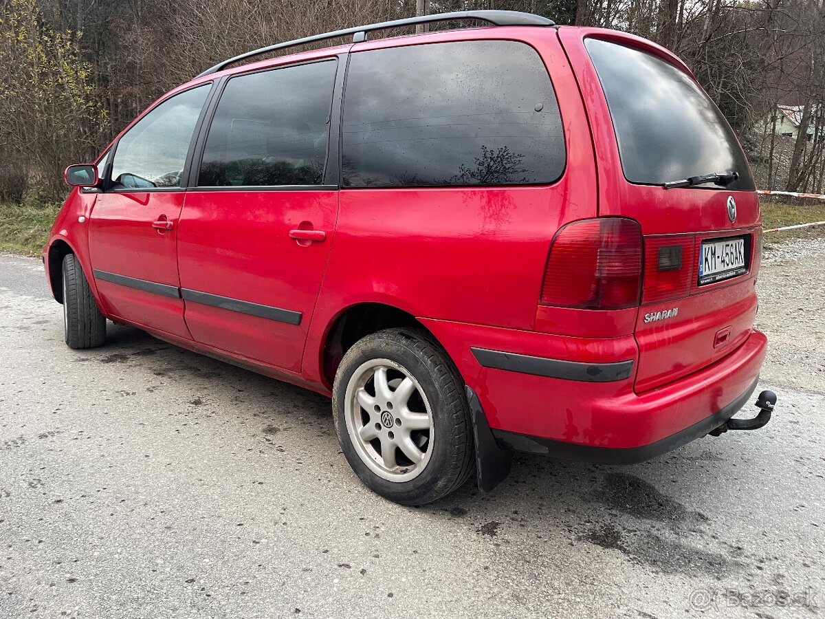 Volkswagen Sharan - 10