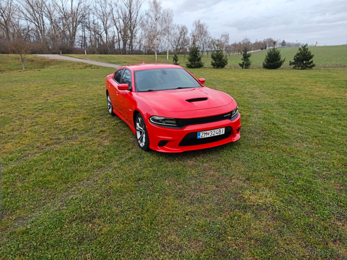 Dodge Charger 5.7 HEMI R/T 267KW rok 2020 - 10