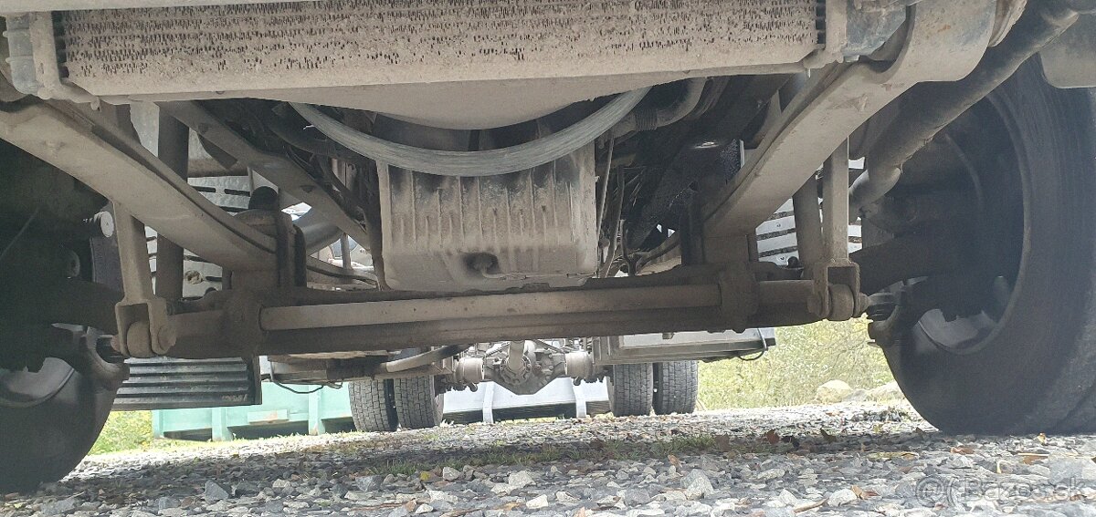 Mercedes Atego 1517 nosič kontejneru s hydraulickou rukou - 10