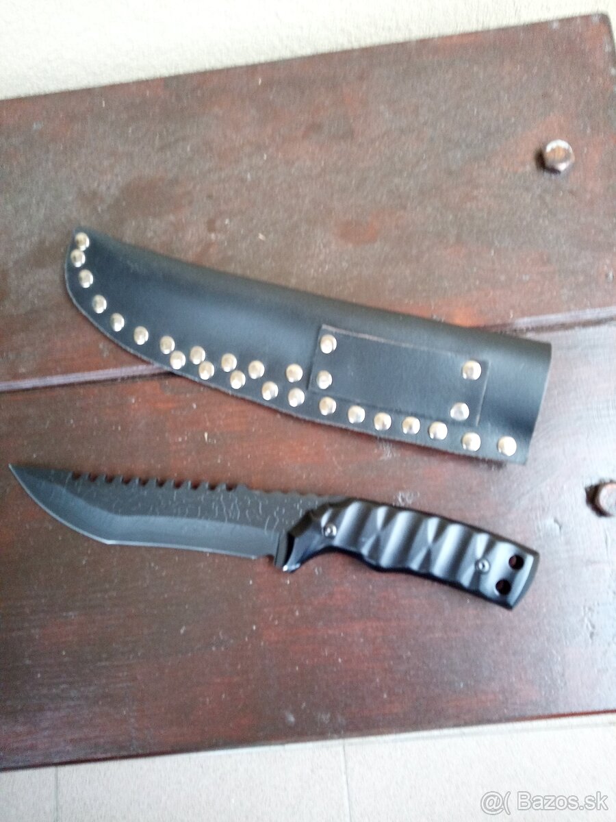Rambo nôž - 10