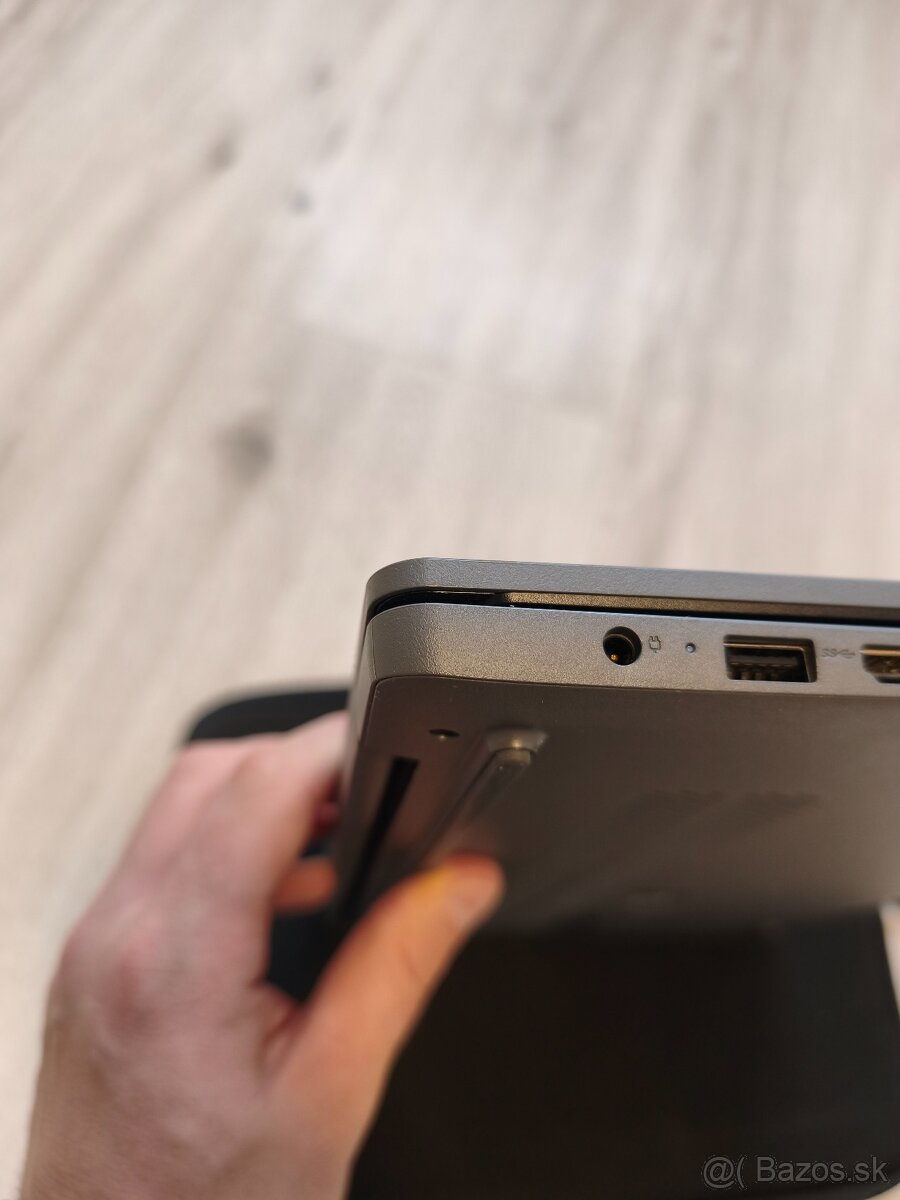 Lenovo IdeaPad Slim 3 15AMN8 | Ryzen 3, 8/512GB - ZÁRUKA - 10