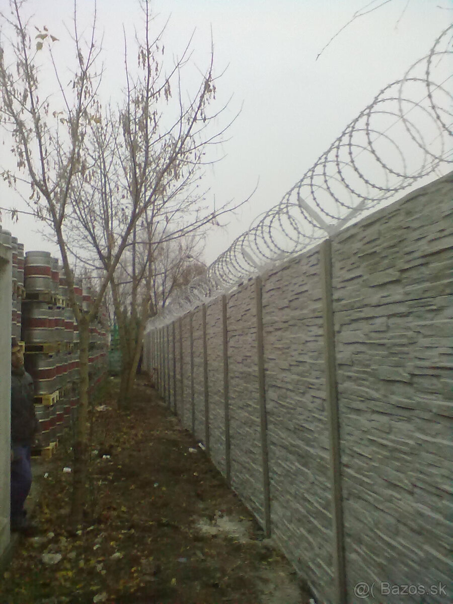 Betónové ploty, pletivá, zvárané siete - 10