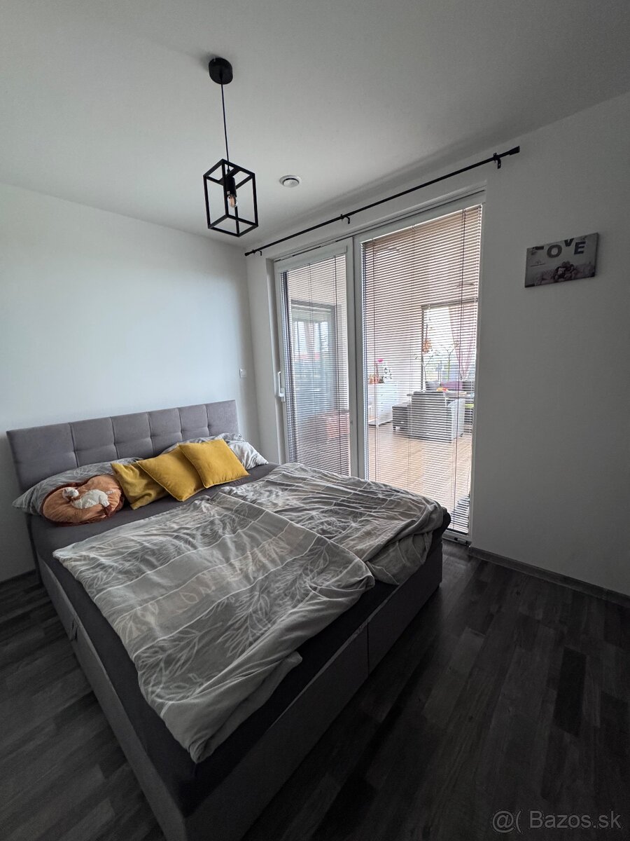 REZERVOVANÝKrásna 4 izbová novostavba Malý Lapáš - 10