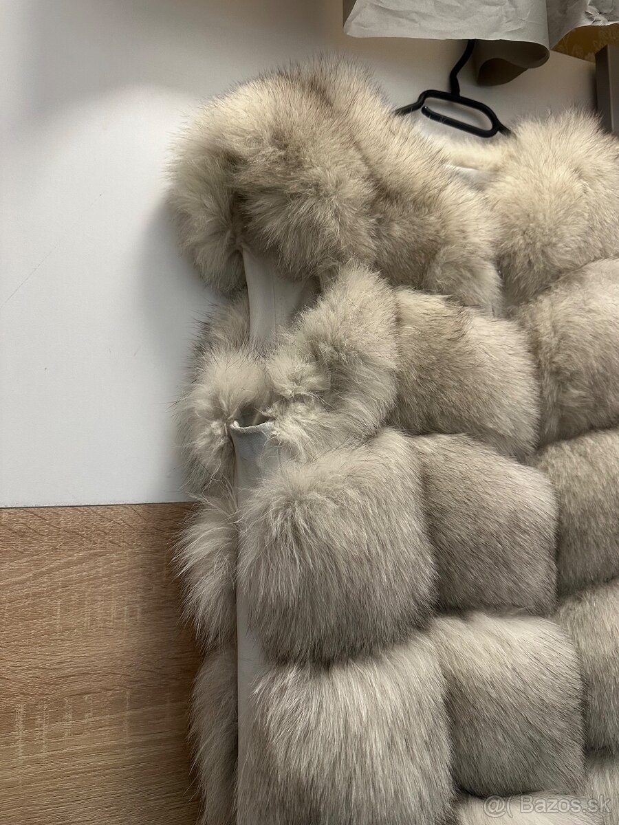 Kožušinová vesta - 10
