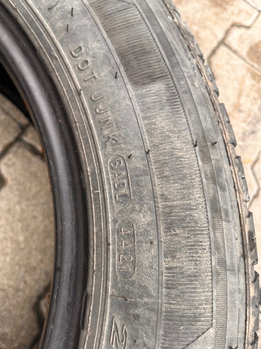 215/60R16C nexen letne - 10