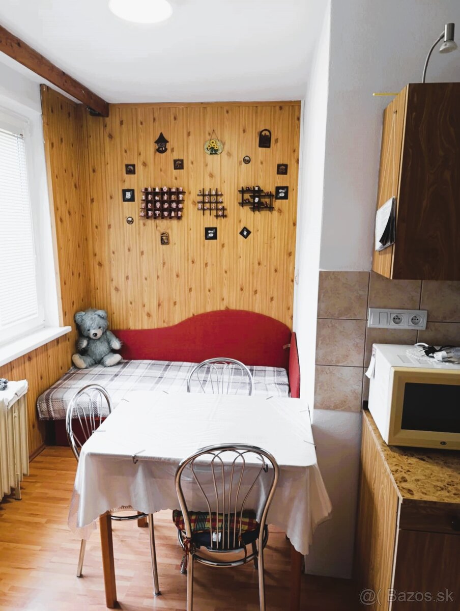 Predám 3 izbový byt s balkónom a loggiou (79m2) Zlatý Potok - 10