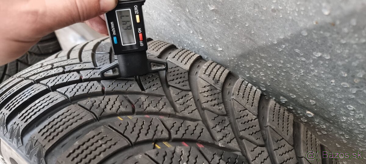 Predám zimné pneumatiky na VW elektronoch 5x112 r16 205/55 - 10