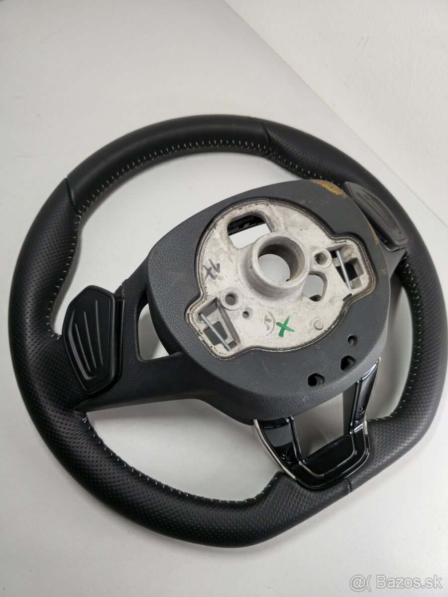 ŠKODA RS IV kožený volant f1 - 10