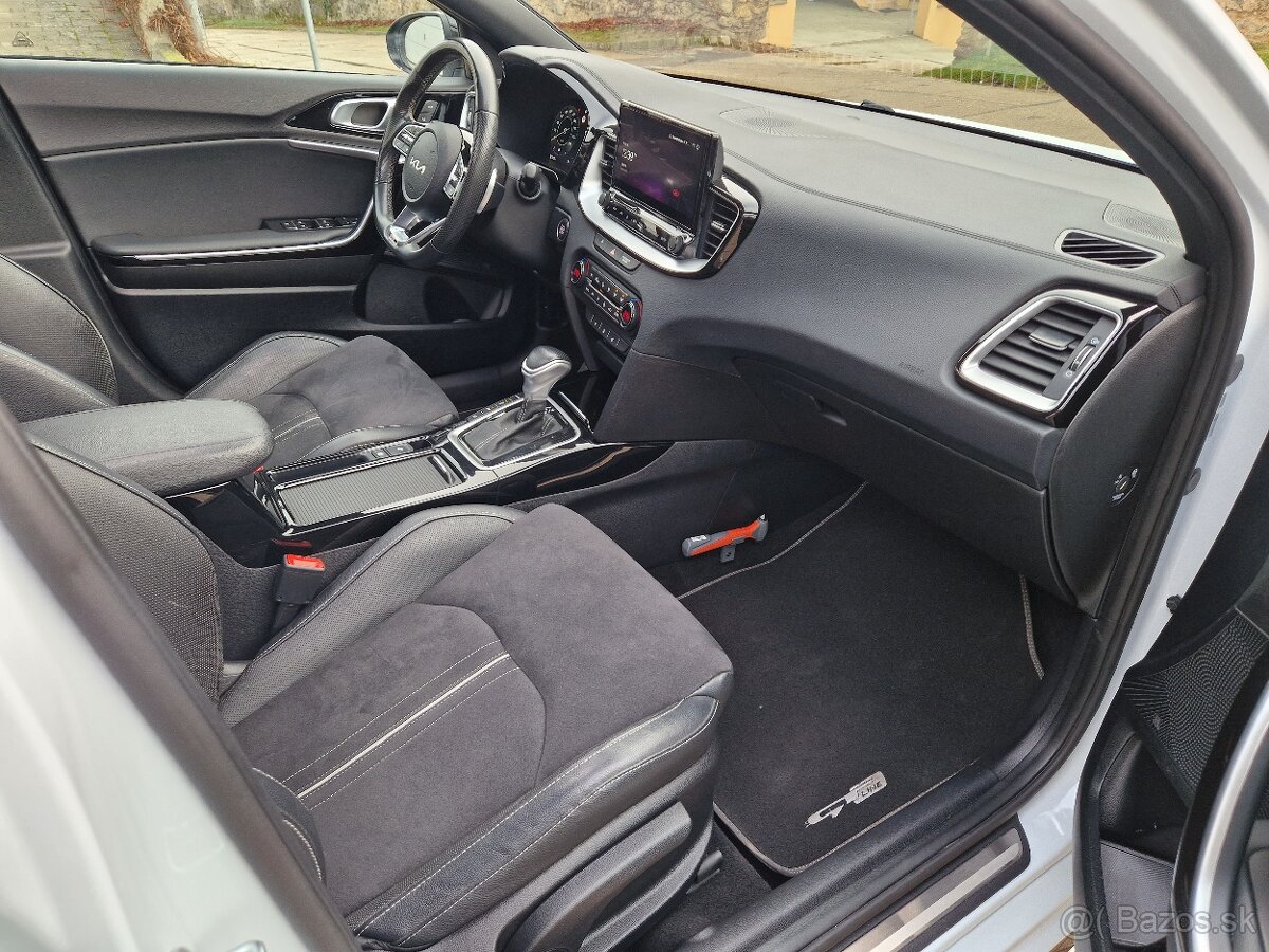 Kia ProCeed 1.5 T-GDi GT-Line A/T - 10