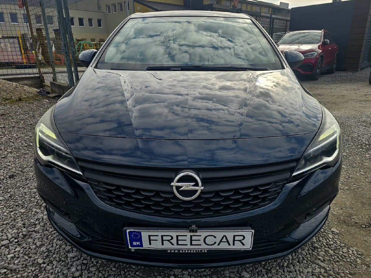 Opel Astra 1.4 Selection 74kW 100HP M5 Rezervované - 10