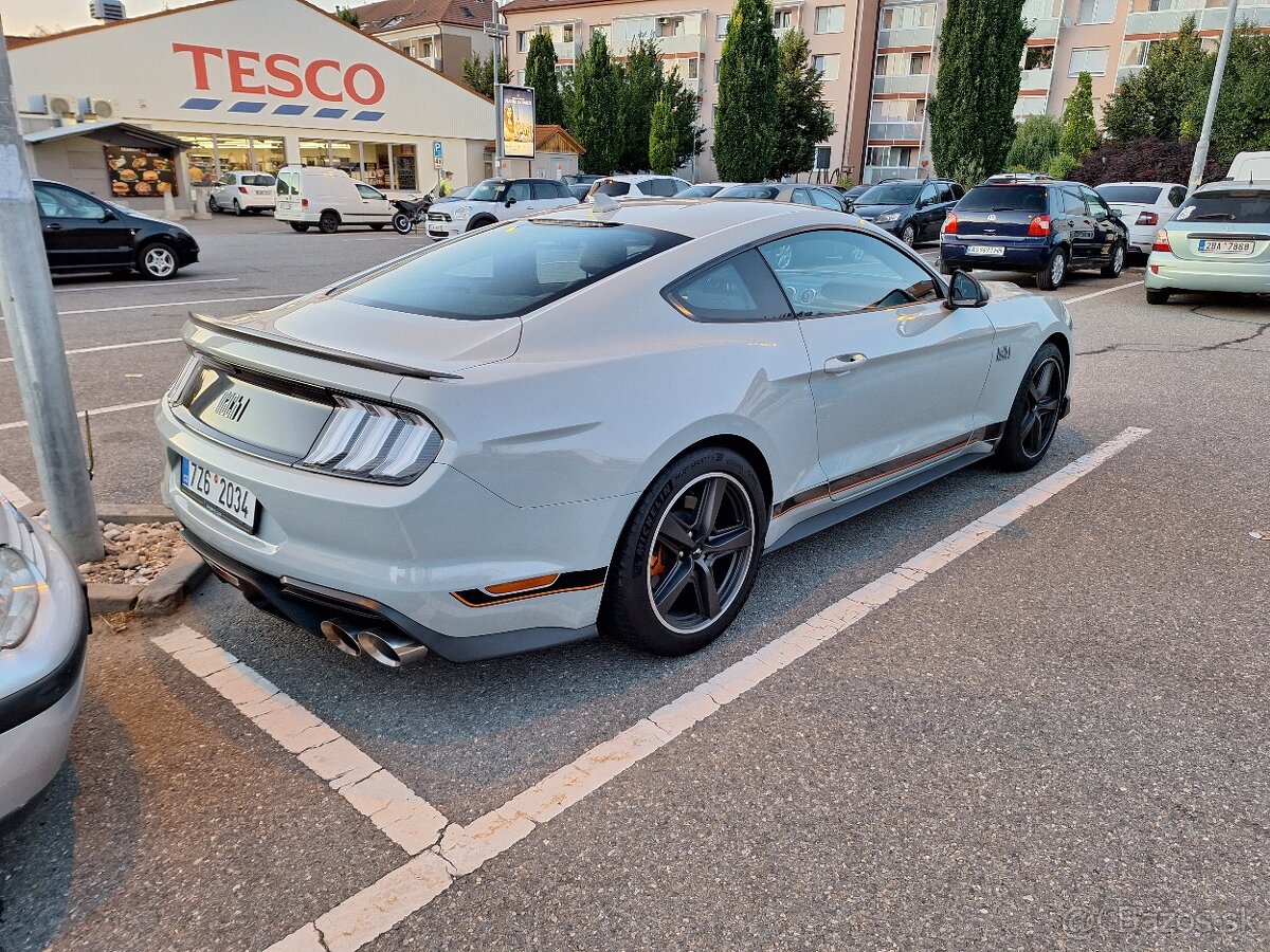 MUSTANG MACH 1 - 10