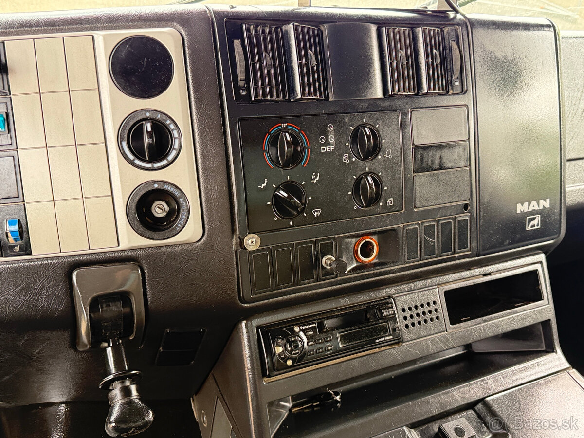 MAN 32.414 8x4 MANUAL EURO 2 - 10