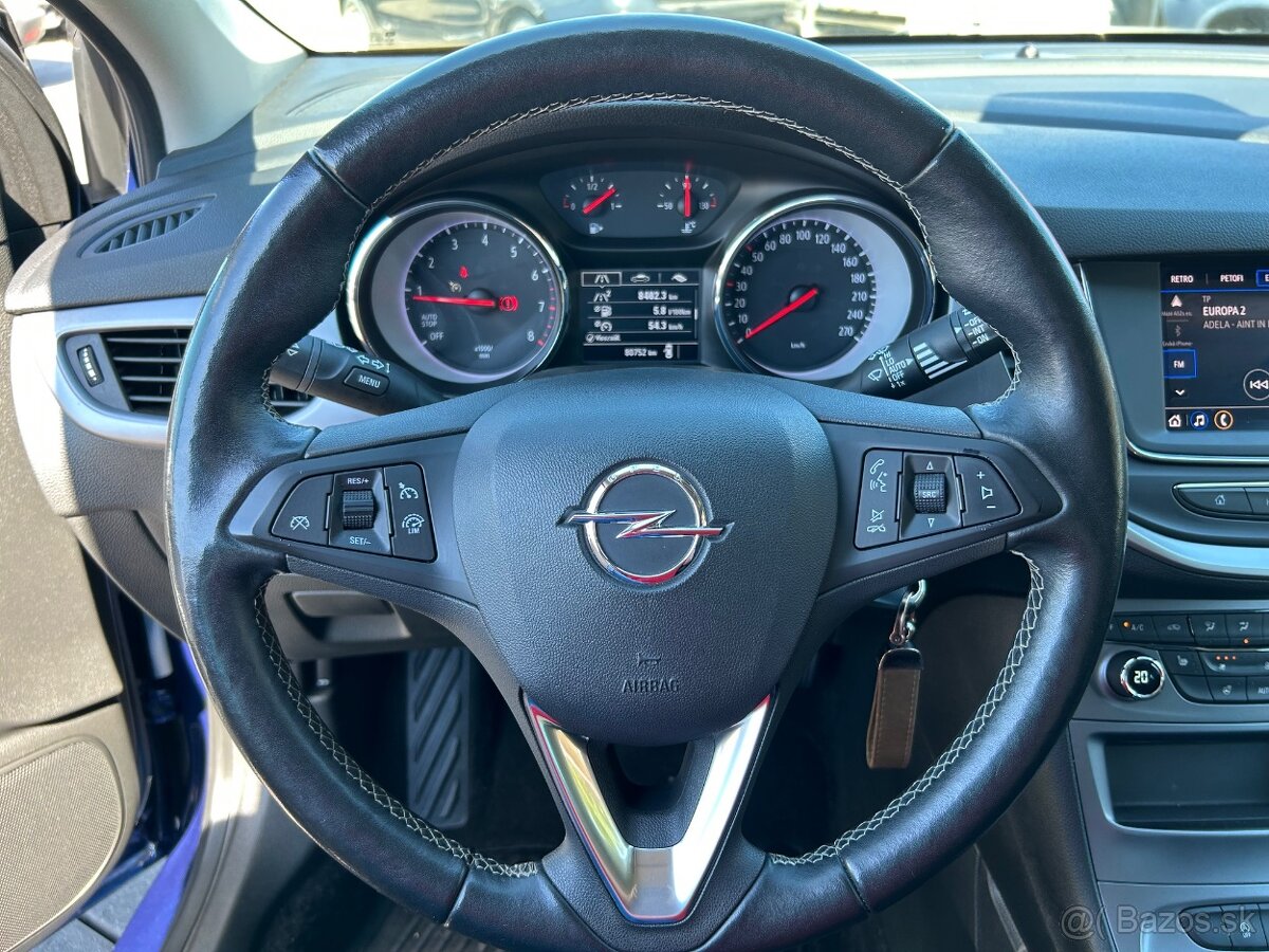Opel Astra 1.2 Turbo Elegance M6 - 10