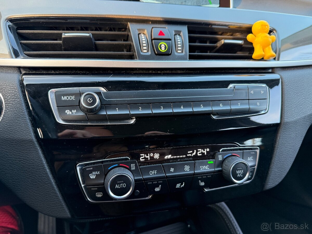 BMW X1 sDrive 18d xLine A/T - 10