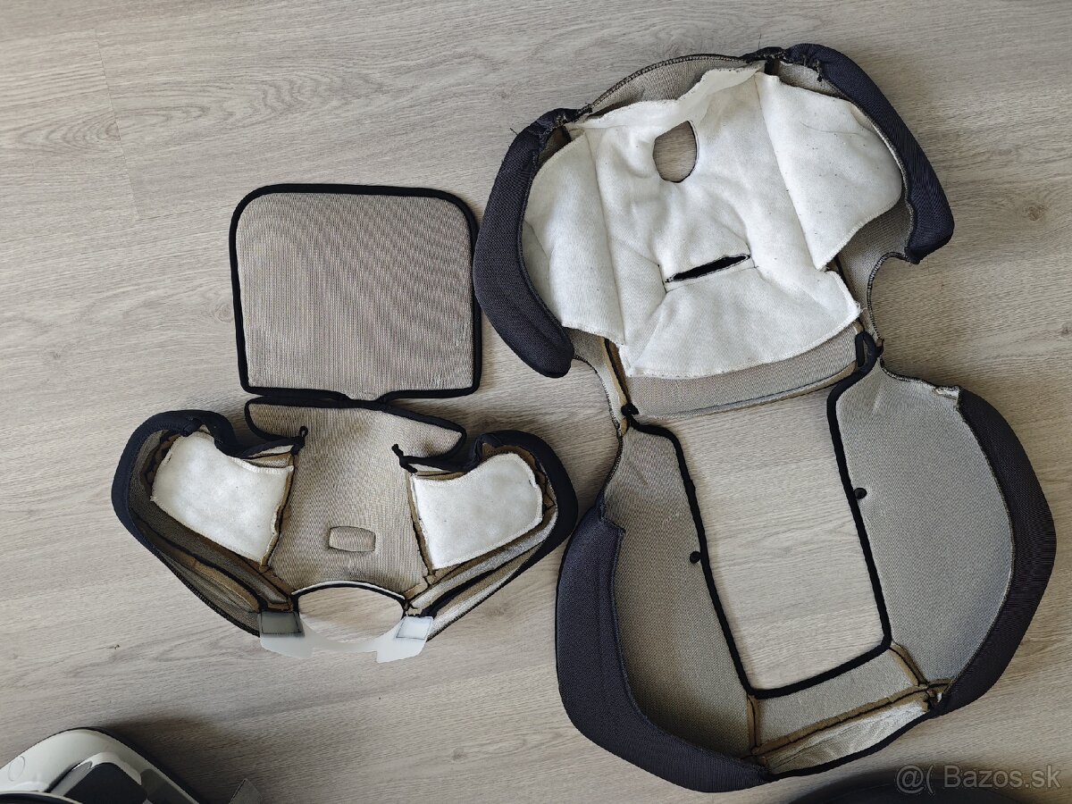 Autosedačka Chicco 0-25kg - 10