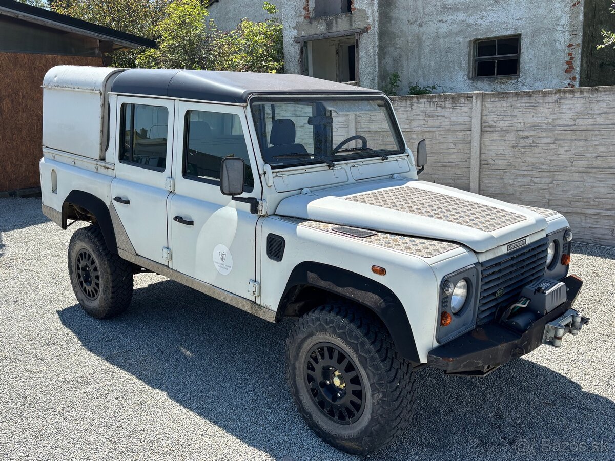 Land Rover Defender 110 Td5 Crew pick-up - 10