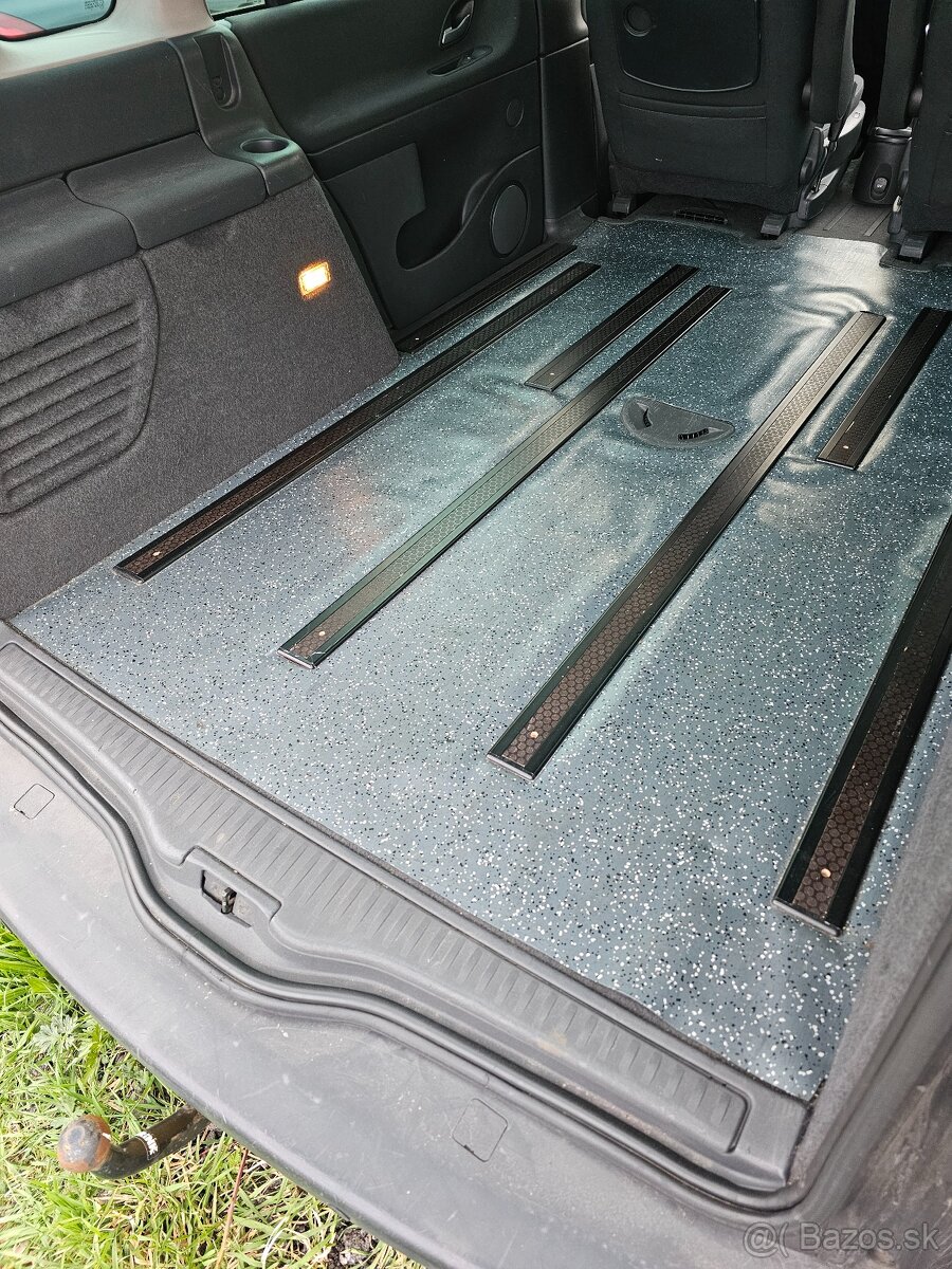 Renault Espace 2,0 DCi, 2009 - 10