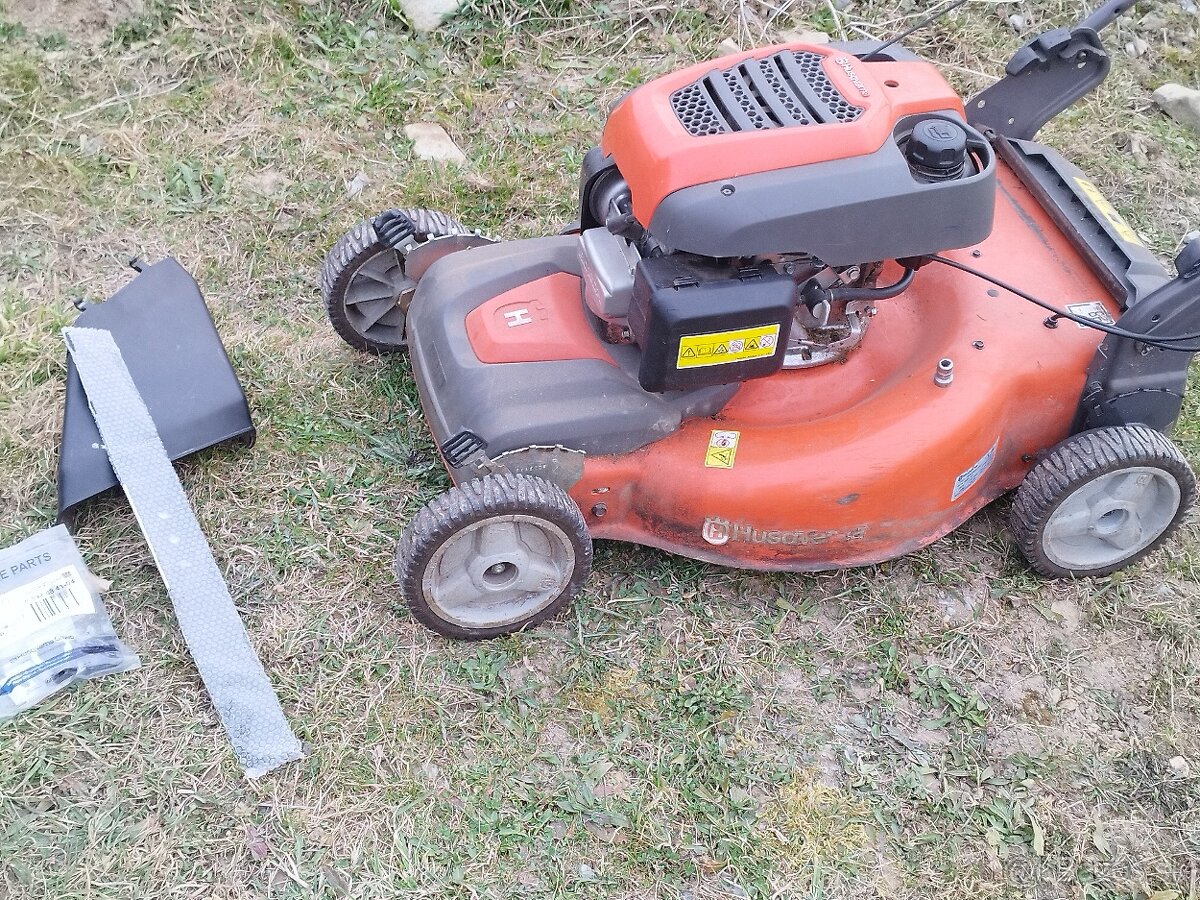 Husqvarna motorova kosacka LC356V - 10