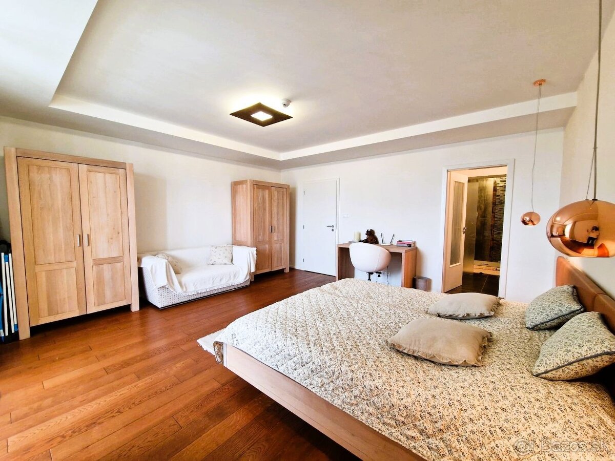 REZERVOVANÉ/ 3 izbový luxusne zariadený veľkorysý apartmán - 10