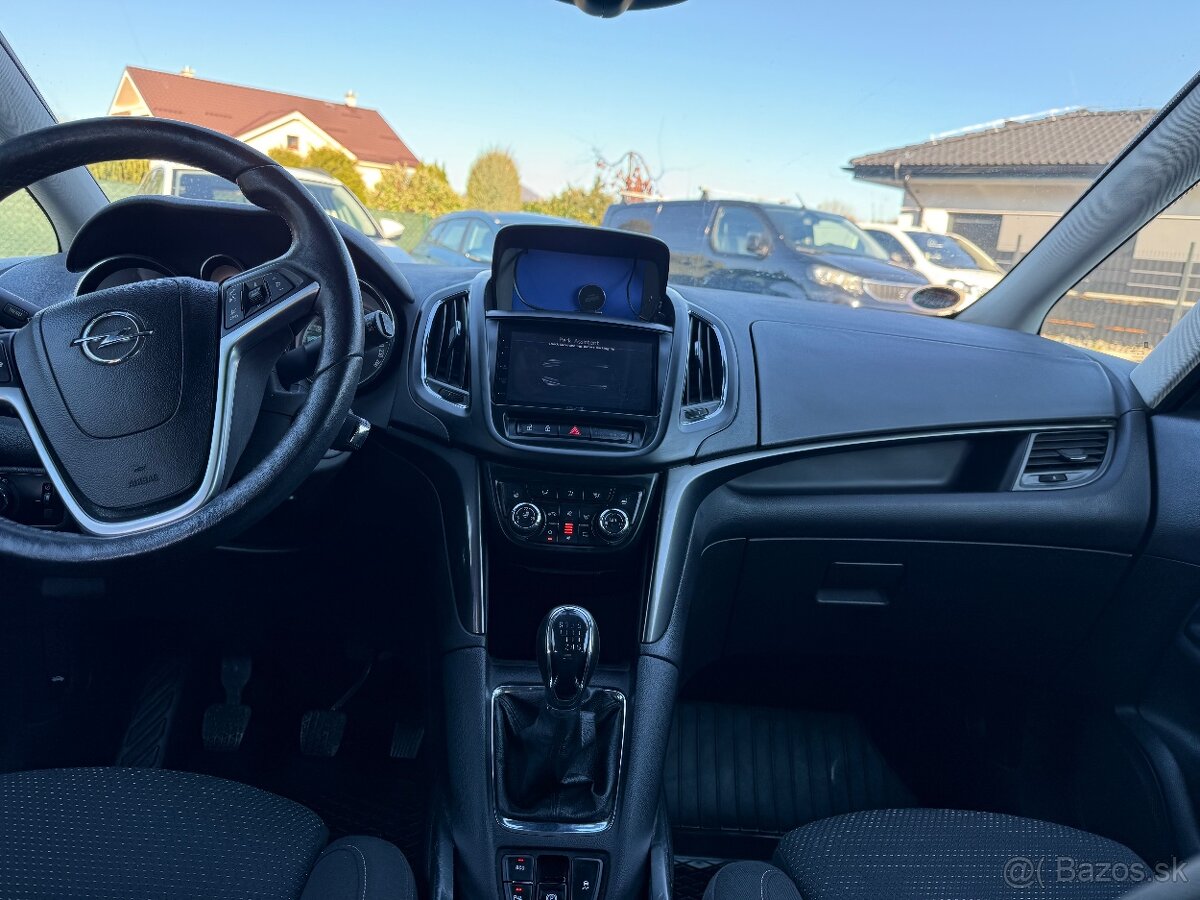 Opel Zafira 2,0 CDTI Cosmo 7miestne - 10