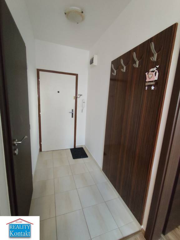 Ponúkame na prenájom 1-izbový byt v Šuranoch - 10