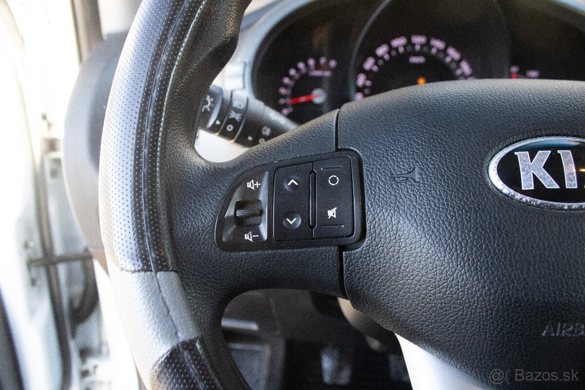 Kia Sportage 1.6 GDI, 99kW (2014) - 10