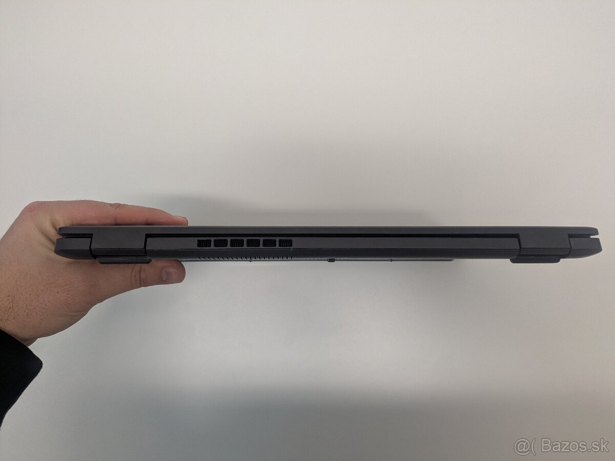 Dell Latitude 3510 (Core i3 10th gen / 8 Gb Ram / 256 SSD) - 10