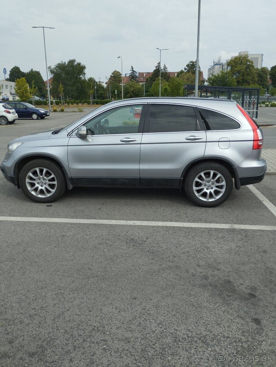 Predám auto Honda CRV vo veľmi dobrom stave - 10