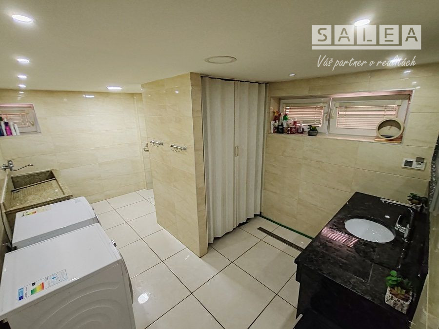 ZNÍŽENÁ CENA... EXKLUZÍVNE VILA-DOM V PREŠOVE VÝBORNÁ LOKAL - 10