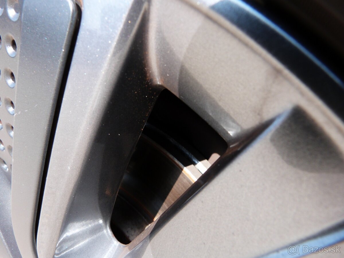 Škoda Fabia 1.0 TSI Ambition, len 111,000 KM - 10