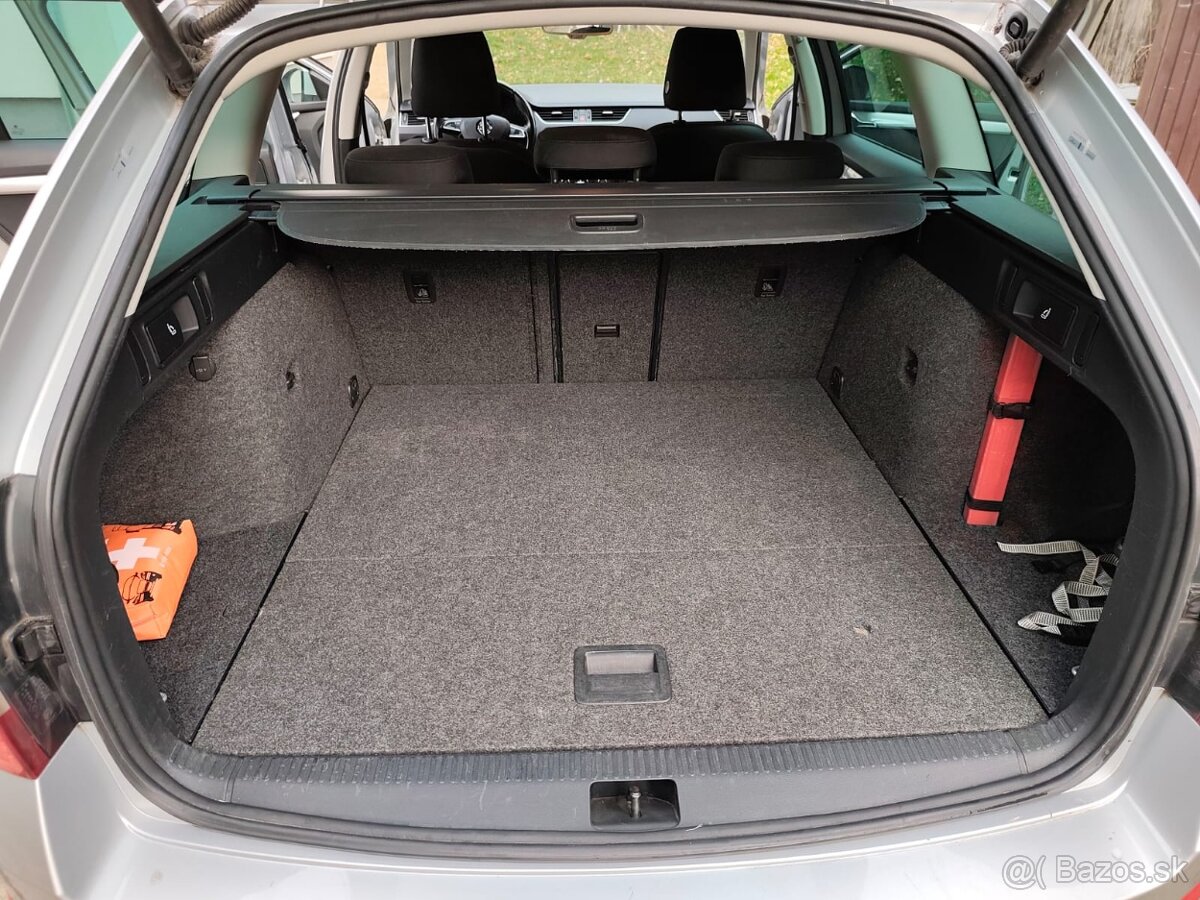 Škoda Octavia 3 kombi 1.6 81kw, 4x4 - 10