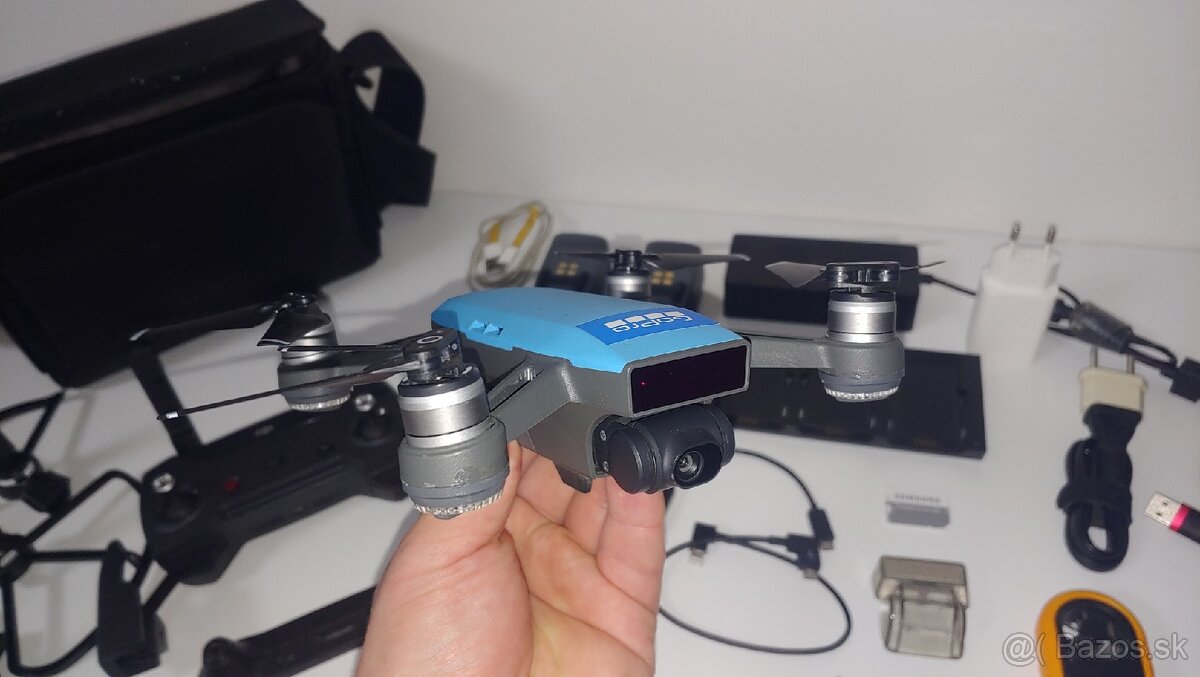 Dron DJI Spark Fly More Combo - 10