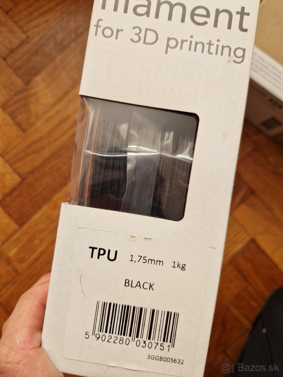 PRUSA MK3S+ (s filamentami) - 10