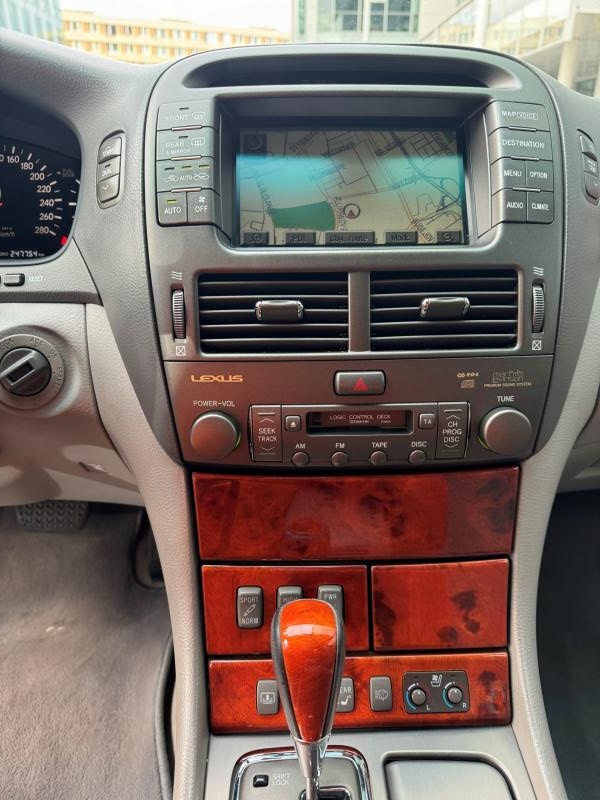 Lexus LS 430 V8 - president - 10