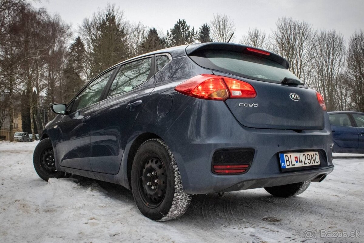 Kia Ceed 1.4 CVVT 73,6kW, M6, 5d. - 10