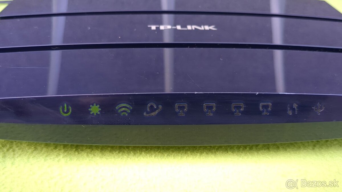 Gigabit LAN Router, wifi 300 Mbit - TP Link TL-WR1043ND - 10