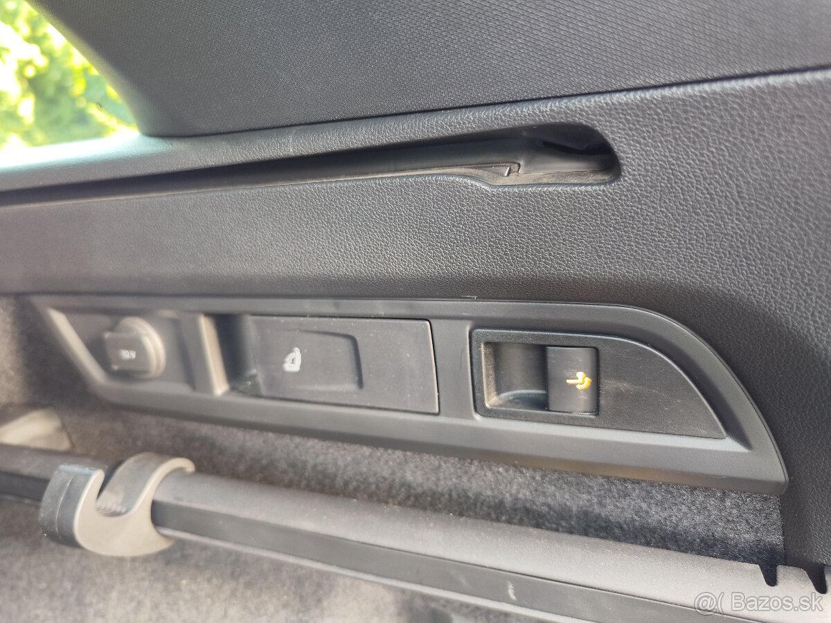 ŠKODA KODIAQ 2.0 TDI SCR EVO 200 SPORTLINE 4X4 DSG - 10