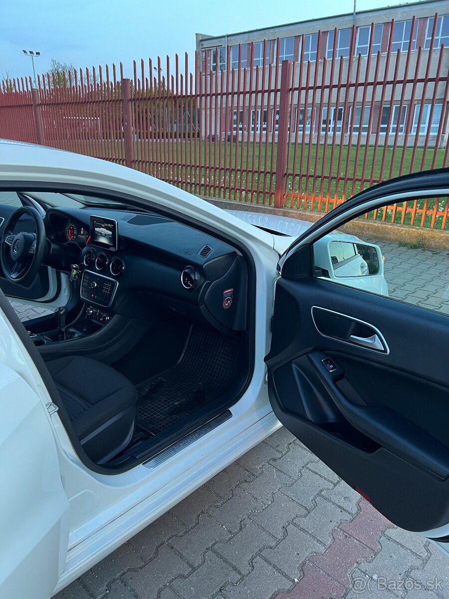 Mercedes-Benz A Trieda 160d 2016 - 10