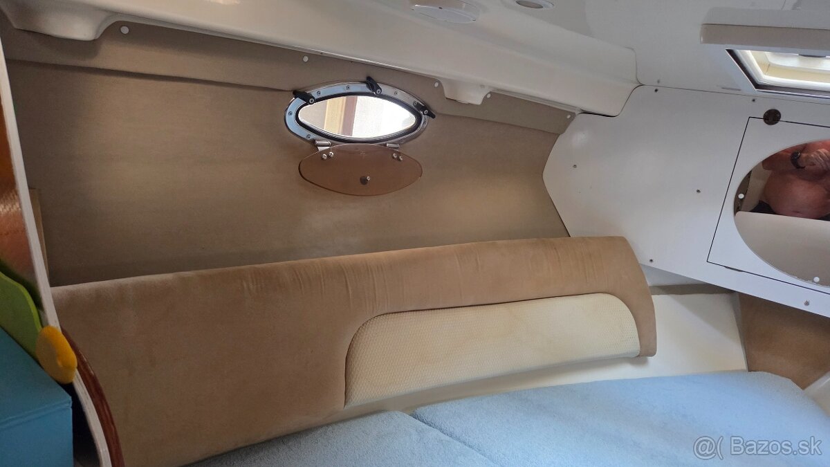 LOĎ ITALMAR, CABIN 23 + motor 225hp + dvouosí vlek - 10