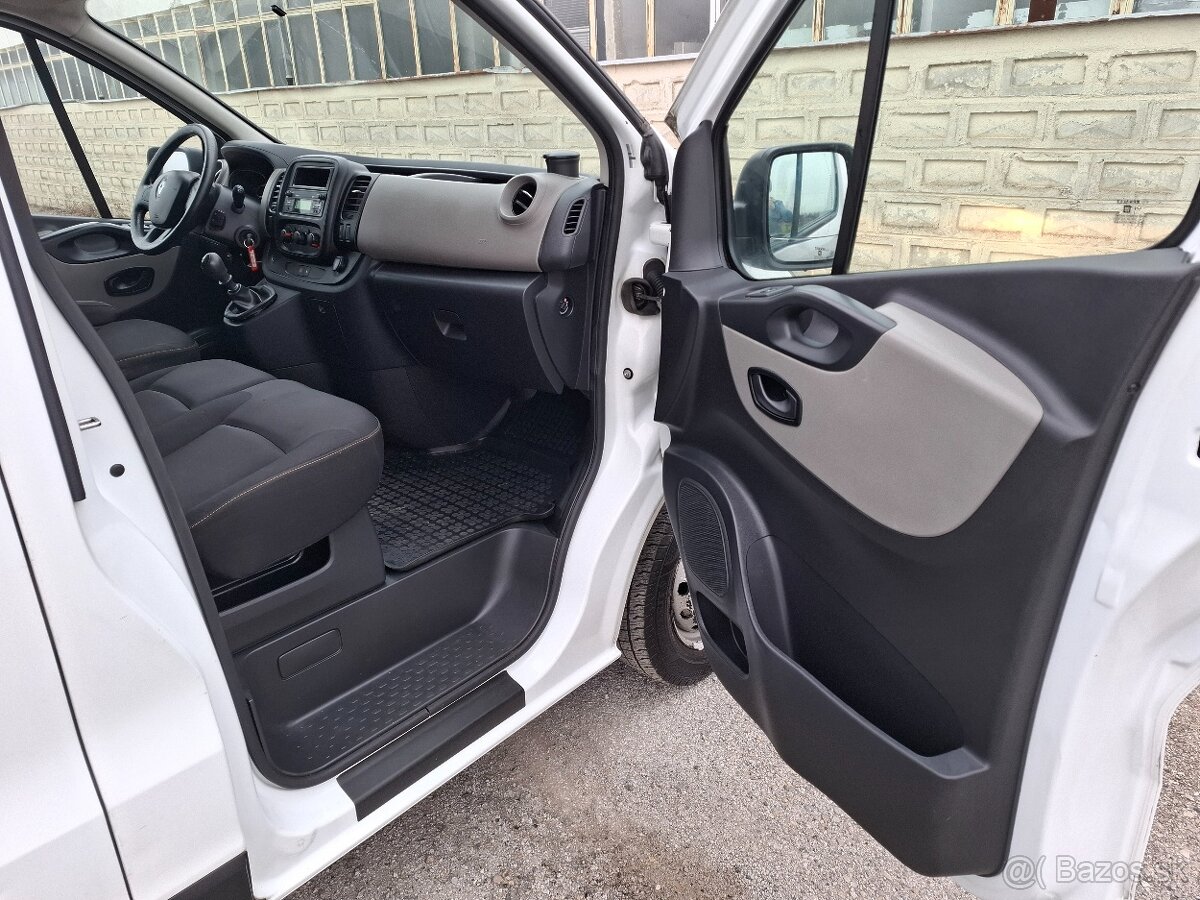 Renault Trafic 1.6TDI 85kw - 10