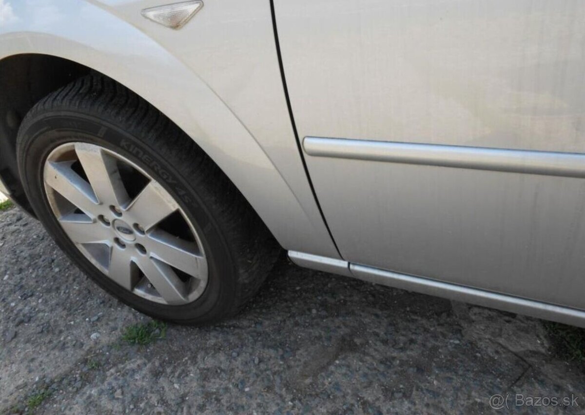 Ford Mondeo 1,8 92 kW Digiklima Serviska benzín - 10