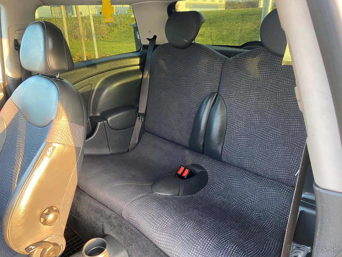 Mini R50, 1.6, 85kW, 2003 ročník - 10