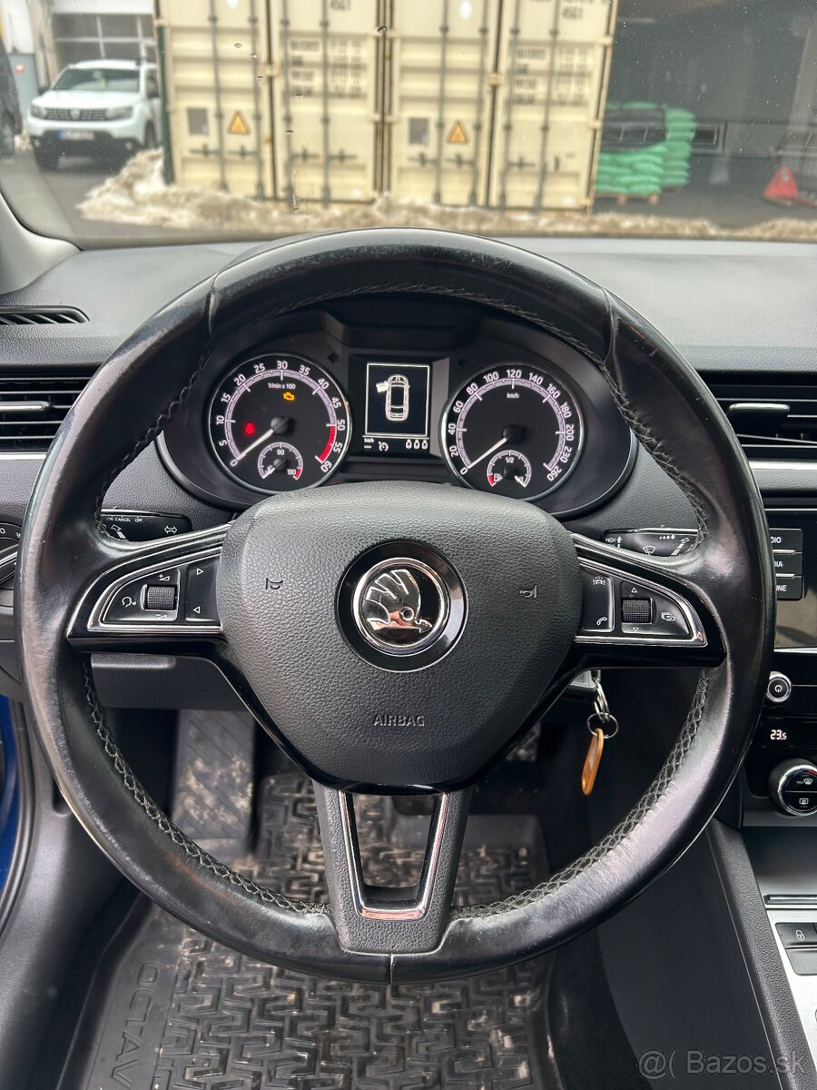 Škoda Octavia 1.6 TDI - 10