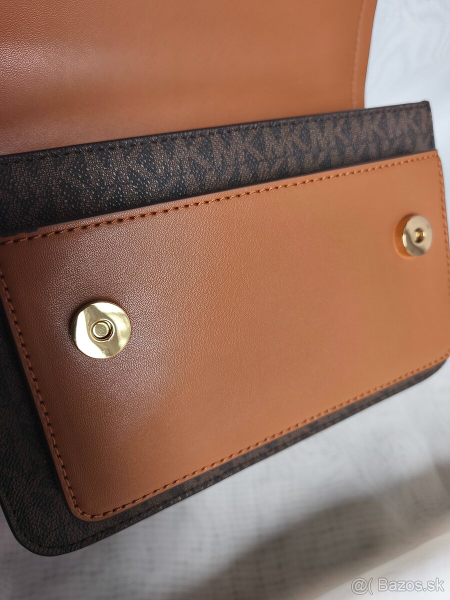 Hnedá kabelka zn. Michael Kors - 10