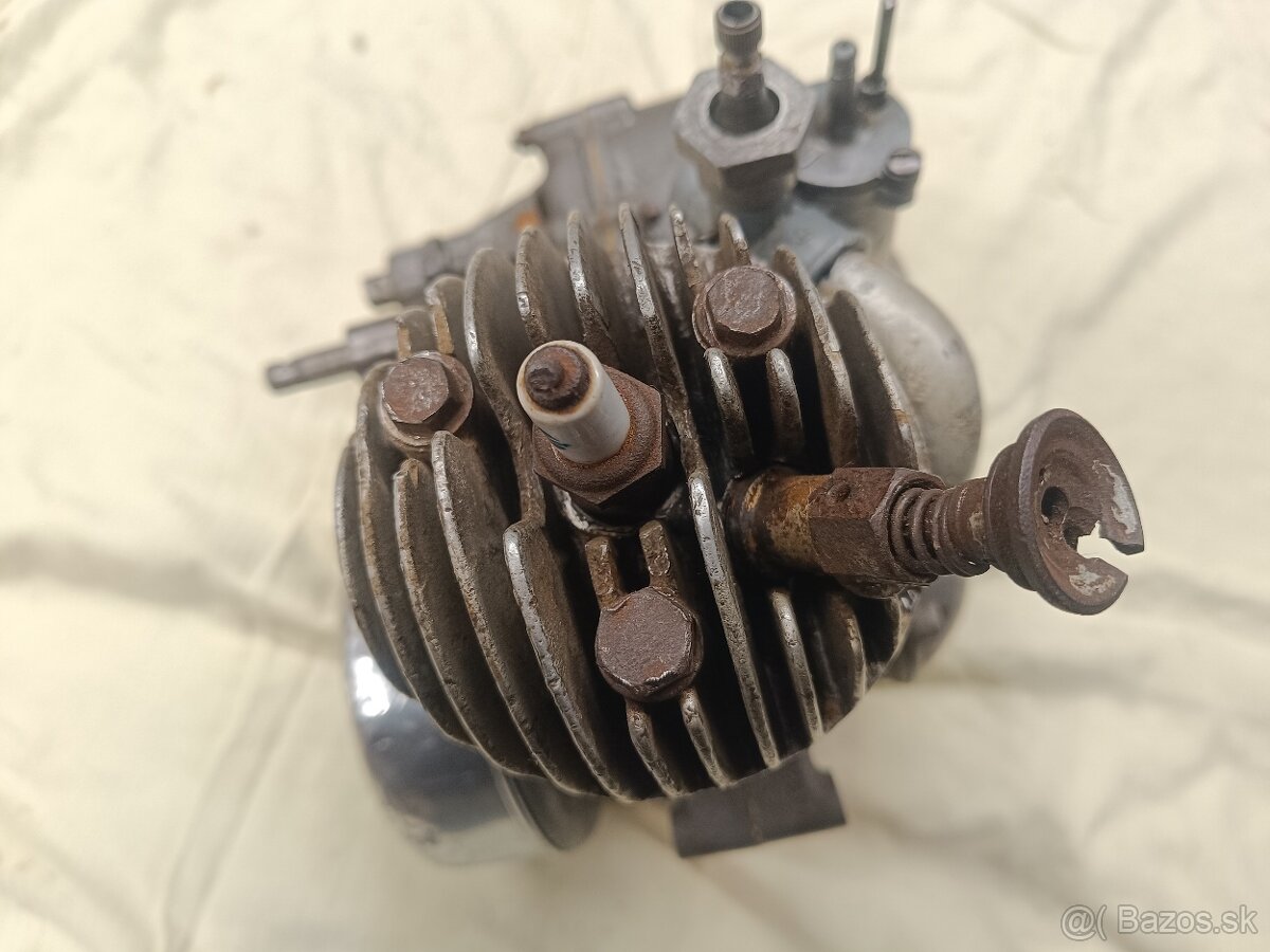 Motor Jawa robot 100 - 10