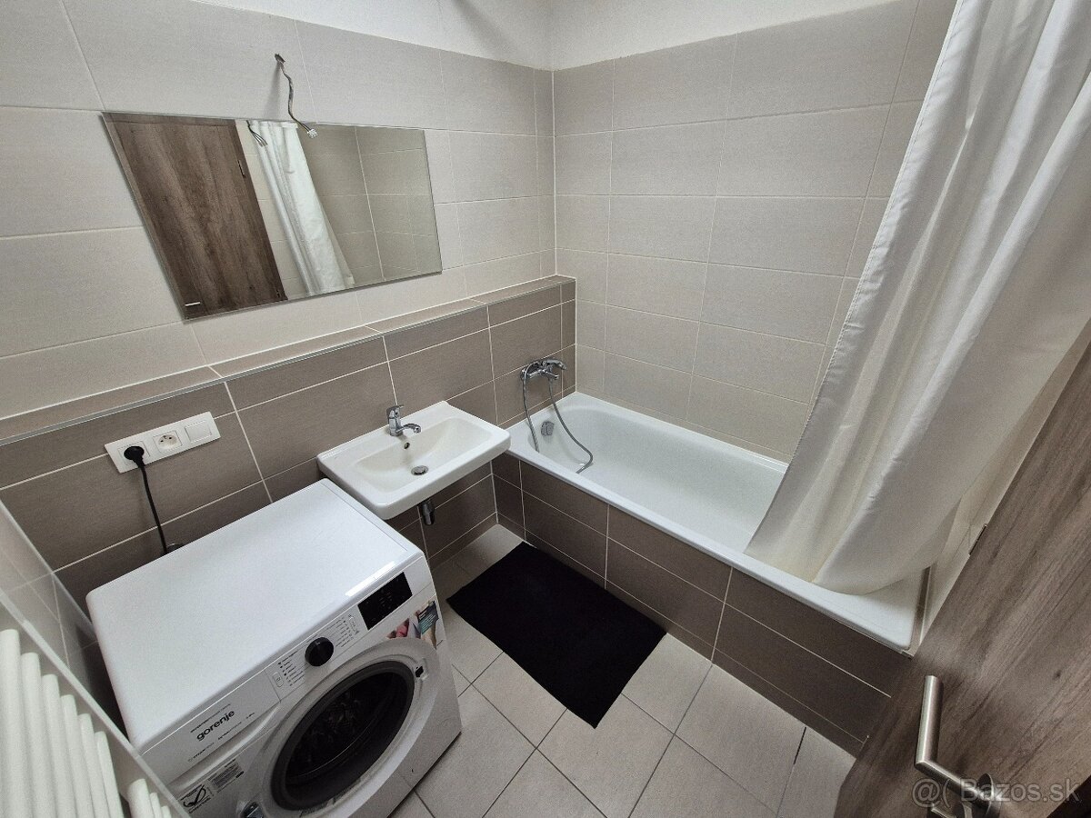 Prenájom-2 Izbový byt, novostavba, parkovanie, klima - 10