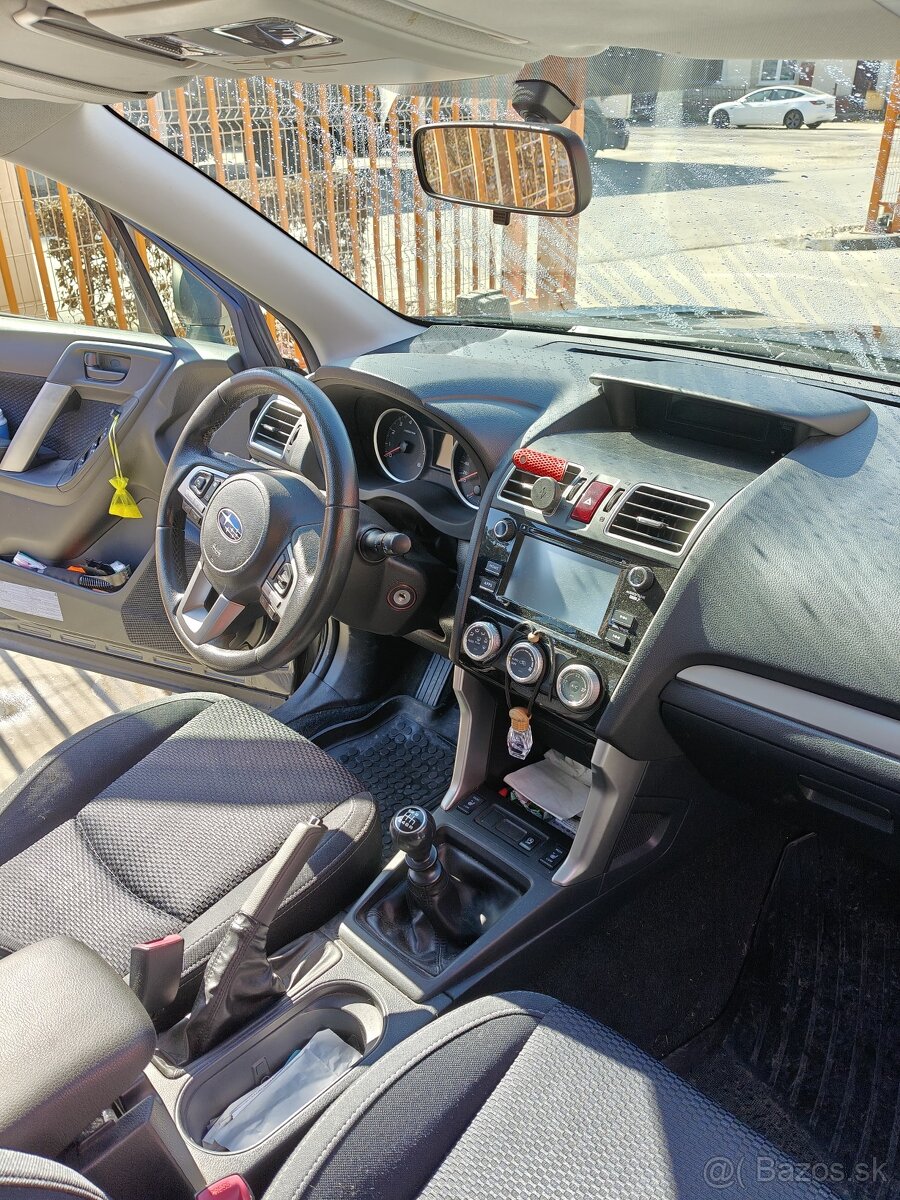 Subaru Forester 2.0i ,110kw/150ps benzin - 10