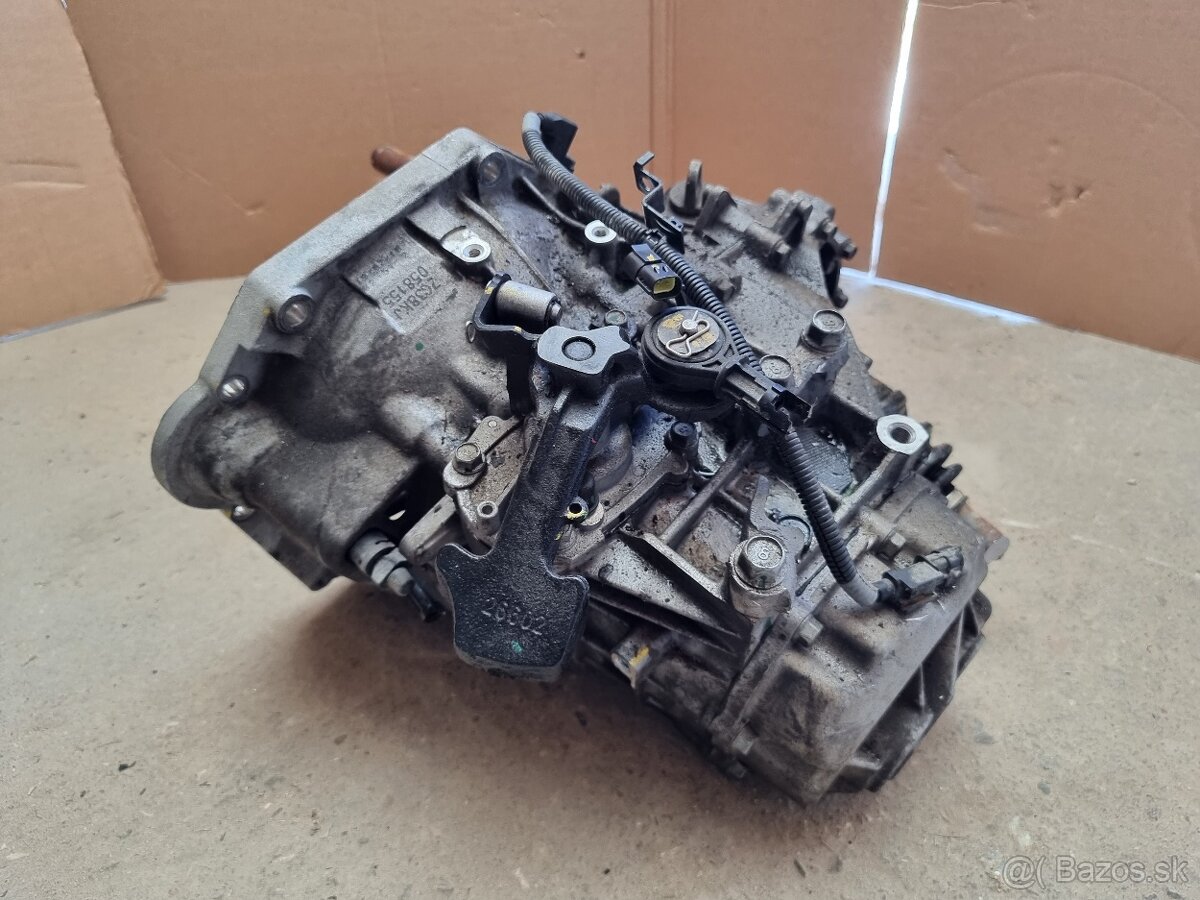 motor 1,4 benzin 74 KW G4LC kia ceed - 10