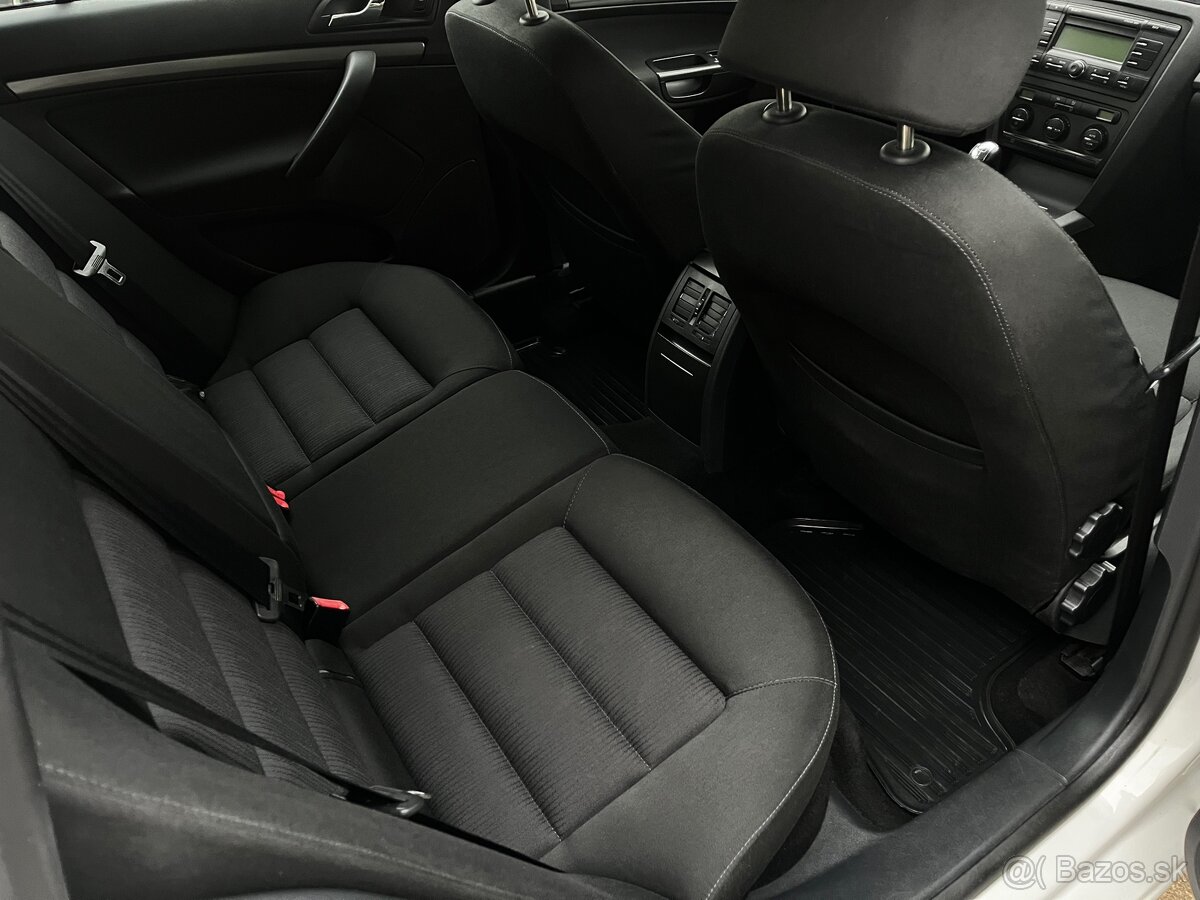 ➡️ ŠKODA OCTAVIA COMBI II 1.9 TDI 77KW ELEGANCE - 10